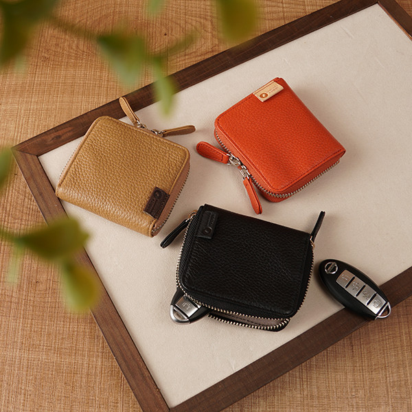 【刻印可】2個収納可能な国産スマートキーケース　正方形スマートキーケース　メイドインジャパン　日本製　PL0010