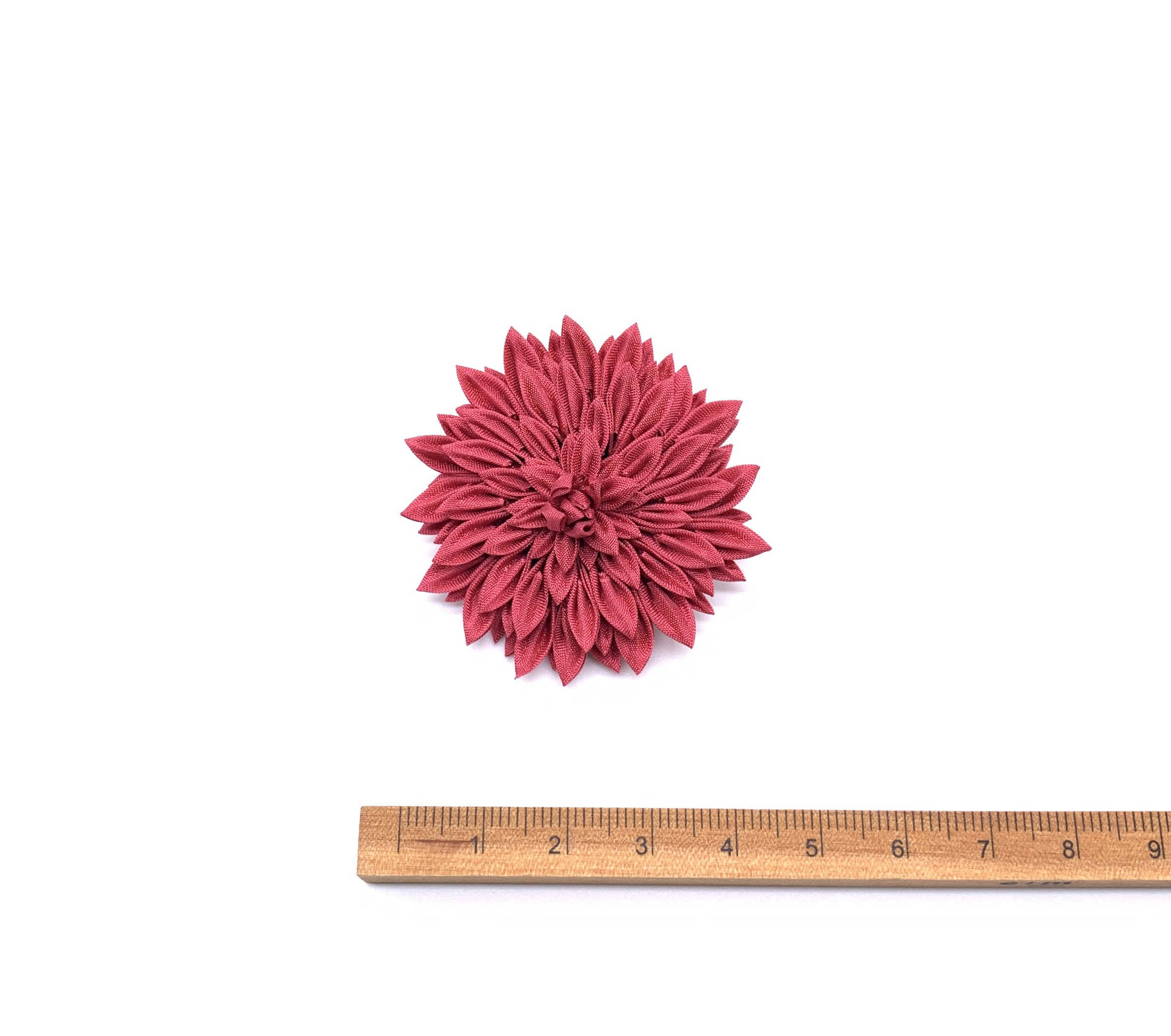 つまみ細工ブローチ ペンダントトップ2WAY ダークレッド シルク