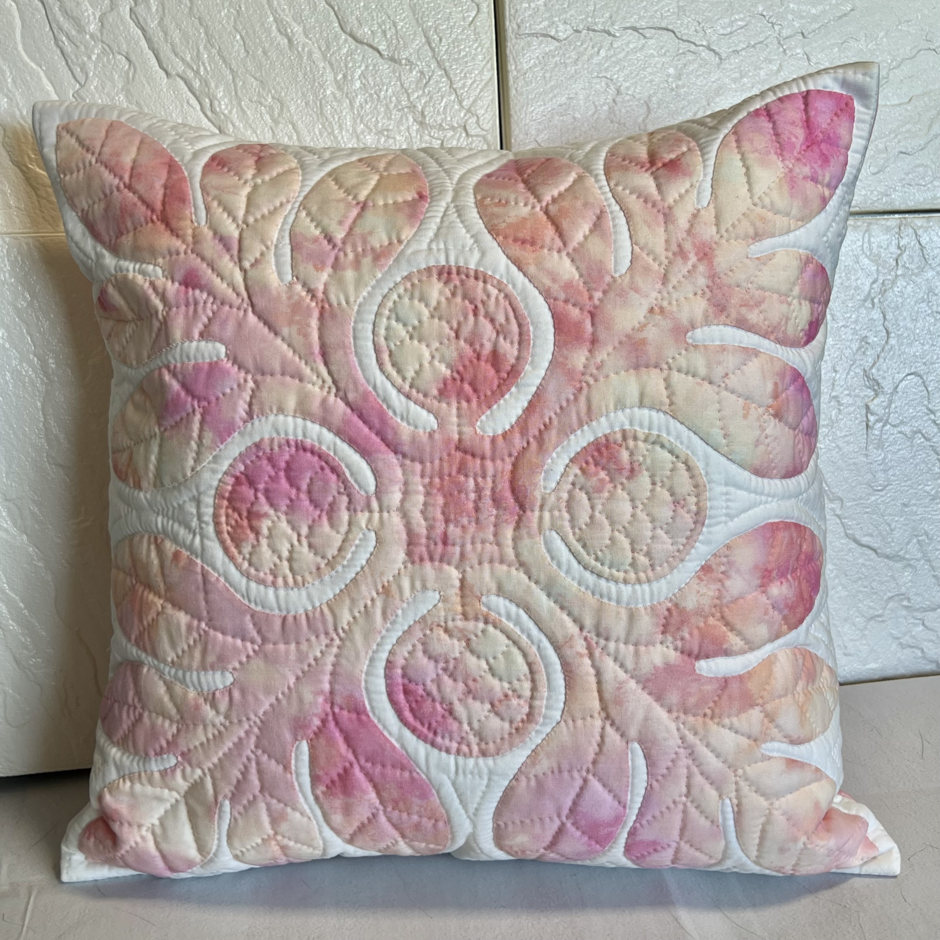 〜SALE♡〜《ハワイアンキルト》　ウル　クッションカバー　（クッション付き✨）