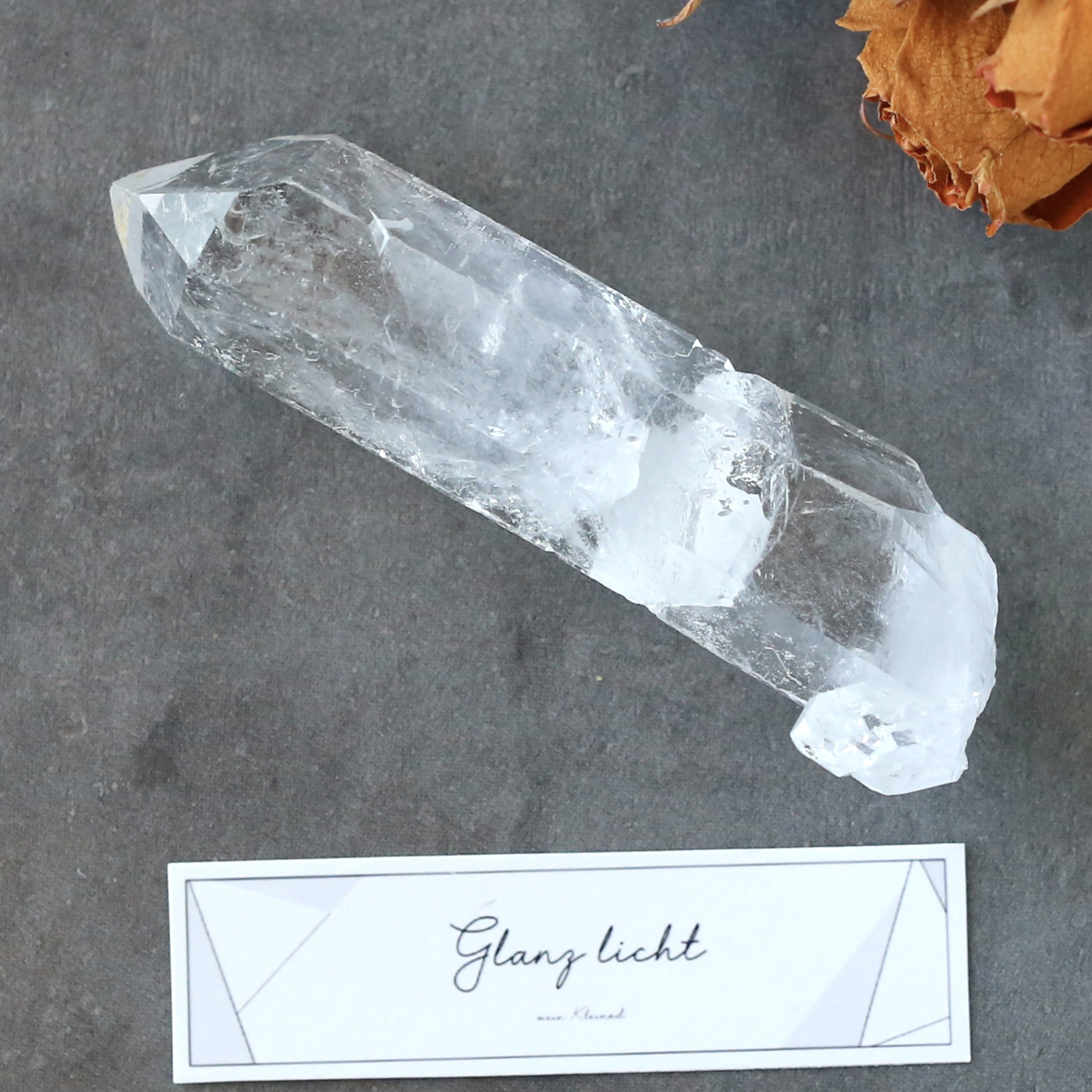 貫入入りポイントクォーツ 結晶 浄化 クリスタル 水晶 天然石 原石 透明 ストーン アイリス