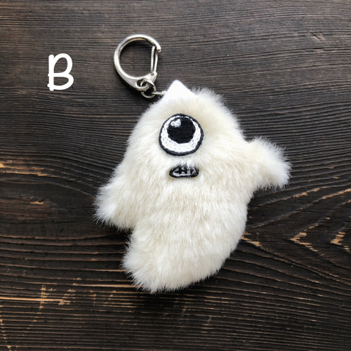 【未使用・美品・超レア】プルート・2009ハロウィン ぬいぐるみキーホルダー 新品未使用 ミッキー ハロウィン ぬいぐるみキーホルダー