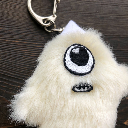 【未使用・美品・超レア】プルート・2009ハロウィン ぬいぐるみキーホルダー Qoo10] LABUBU WHY SO SERIOUS！ハロウィン