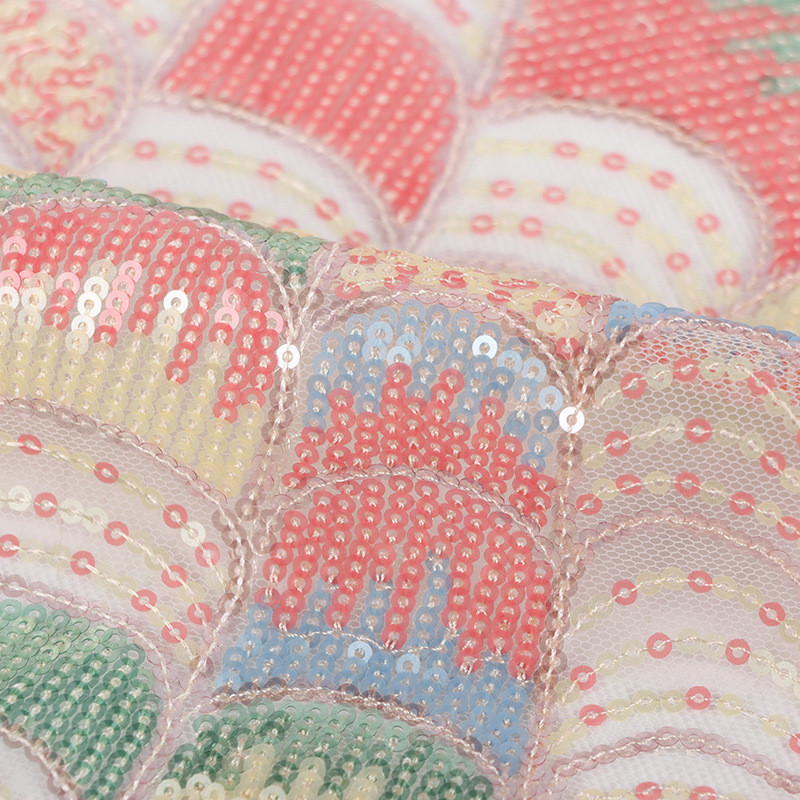 長さ1m 刺繡生地 スパンコール カラフル 赤 綺麗 上品 布 ぬの きじ 手芸 KJ377