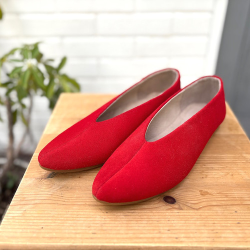 秋の新作◇赤スエード フラットシューズ／レディース靴◇鮮やかレッド