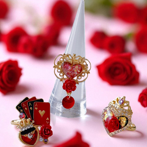 不思議の国のアリス ハートの女王とトランプ兵 リング ピアス（フック