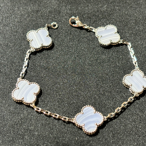 四葉　クローバー　ブレスレット ブレスレット 四葉クローバー リバーシブル 両面 ブラック