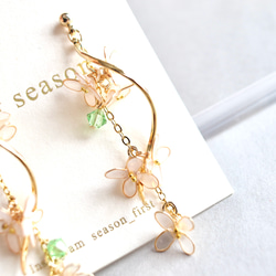 銀木犀　ウェーブ　ピアス・イヤリング　ディップフラワー 2枚目の画像