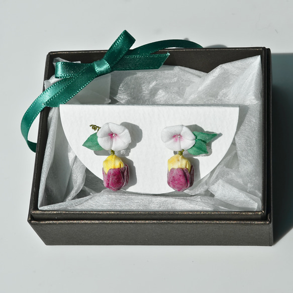 つまみ細工「サツマイモ（紅はるか）のピアス・イヤリング」 2枚目の画像