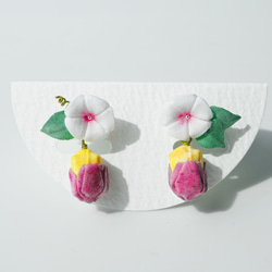 つまみ細工「サツマイモ（紅はるか）のピアス・イヤリング」 1枚目の画像