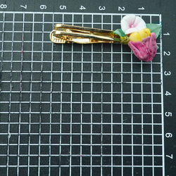 つまみ細工「サツマイモ（紅はるか）のネクタイピン」 7枚目の画像