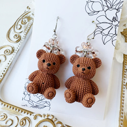 チェコビーズと美しき世界ピアス64 ピアス（フック・チェーン） 花なな