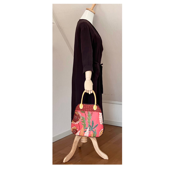 小さなボストンバッグ　ハンドバッグ　ポピーとルピナス2 3枚目の画像