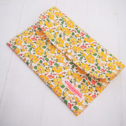 リバティ 母子手帳ケース ミセス・ストーンリー/イエロー B6サイズ