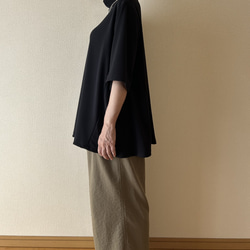 Aラインのニットトップス　ブラック　サイズ展開あり 4枚目の画像