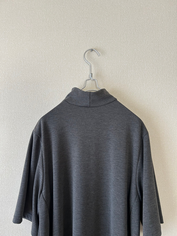 Aラインのニットトップス　ブラック　サイズ展開あり 9枚目の画像