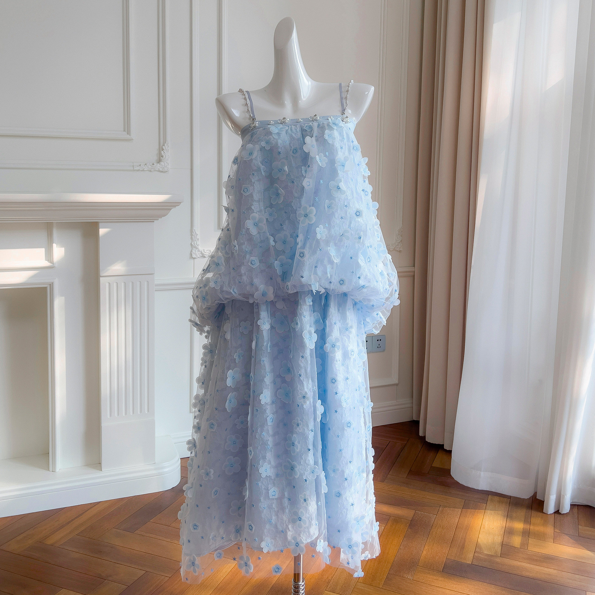 カラードレス ウェディングドレス ノースリーブ 上品 高級感 青 韓国風 パーティー 前撮り お呼ばれ A9364