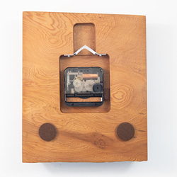 屋久杉千年の息遣いを感じさせる掛け時計 3枚目の画像