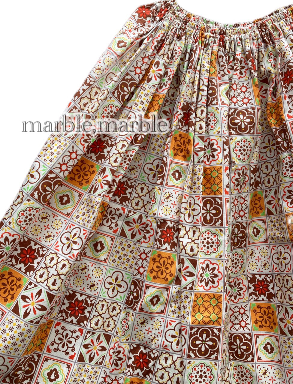 北欧　タイル　隠れネコ　　にゃんこ　ねこ　猫スカート　ギャザースカート　大人スカート　ふんわりスカート