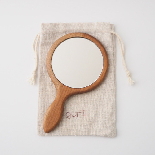 小さな手鏡【桜】 手鏡 木彫guri 通販 19801343｜Creema(クリーマ