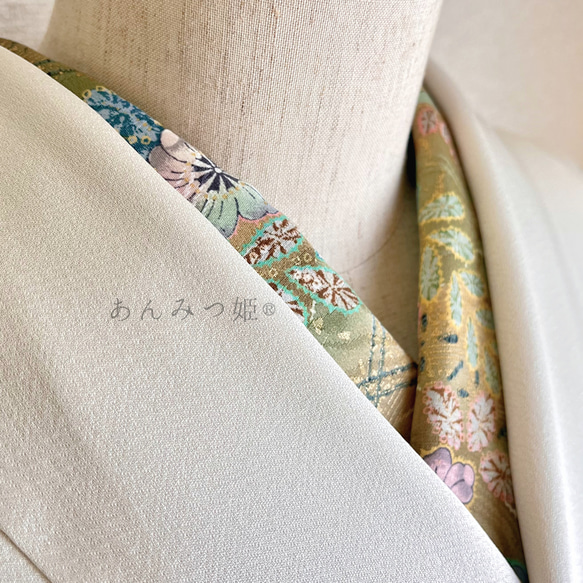 正絹の半衿  鶯色の花文様【あと2点】 3枚目の画像
