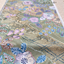 正絹の半衿  鶯色の花文様【あと2点】 9枚目の画像