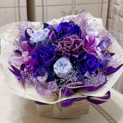 送料無料、ラッピング込み】✨大人気✨紫ミックスバラプリザーブ