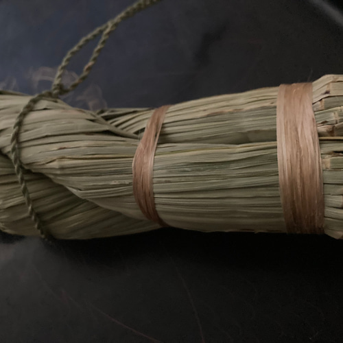 【受注製作】諏訪原生種真菰“カトギ”の大しめ縄 受注製作】諏訪原生種真菰“カトギ”の大しめ縄 しめ縄・しめ飾り MOKU