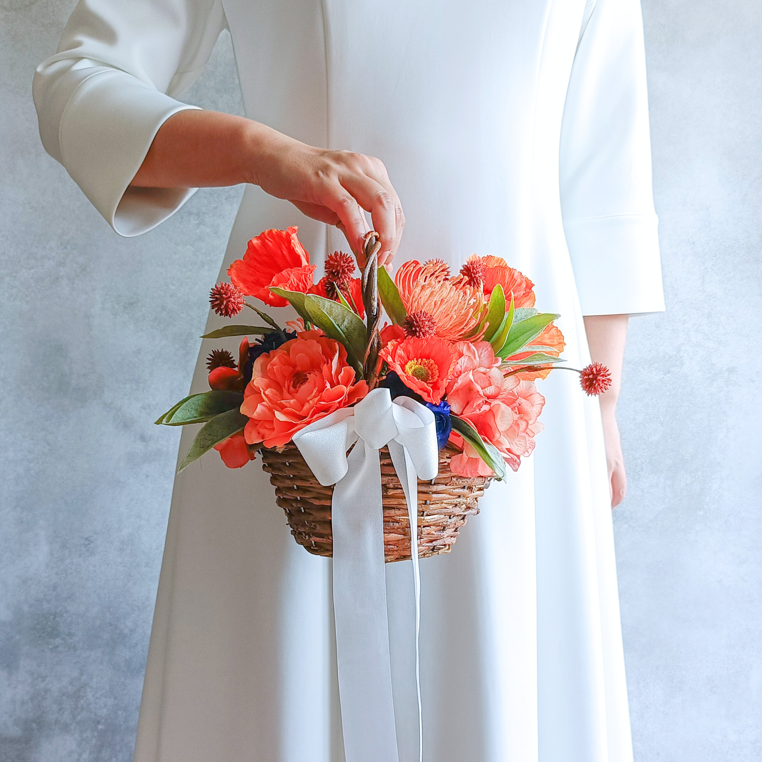 〖一点限り〗ウェディングブーケ｜Orangeポピーのバスケットブーケ│アーティフィシャルフラワー