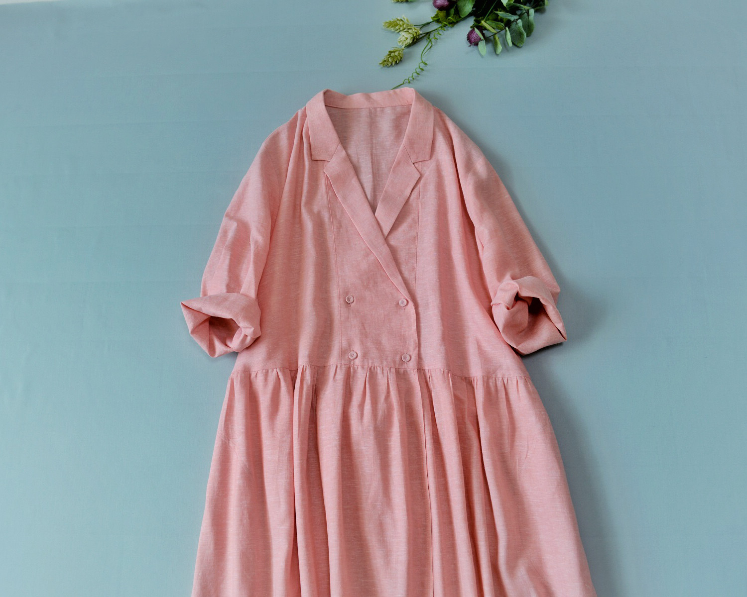 上質コットンくるみボタン、ポケット付きゆったり大人可愛いワンコート♪