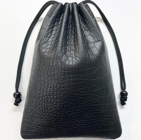 信玄袋(マチ無し、大) 、クロコダイル型押し牛革(本革)、黒 巾着バッグ