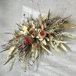 バンクシアメインのドライフラワーブーケスワッグ ブーケ la vonde