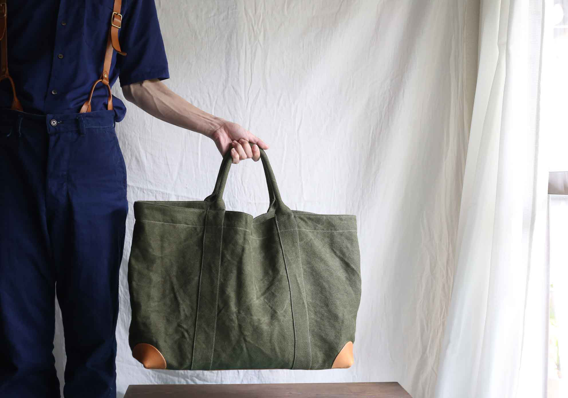 Traveller's tote bag（large）olive×camel 24,750円