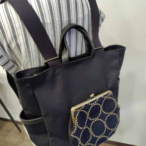 ミナペルホネン/タンバリンネイビー×カーキがま口ポケット/A4トートリュック 1点限り】ミナペルホネン/タンバリンネイビー×カーキ/がま口