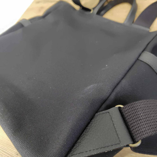 ミナペルホネン/タンバリンネイビー×カーキがま口ポケット/A4トートリュック 1点限り】ミナペルホネン/タンバリンネイビー×カーキ/がま口