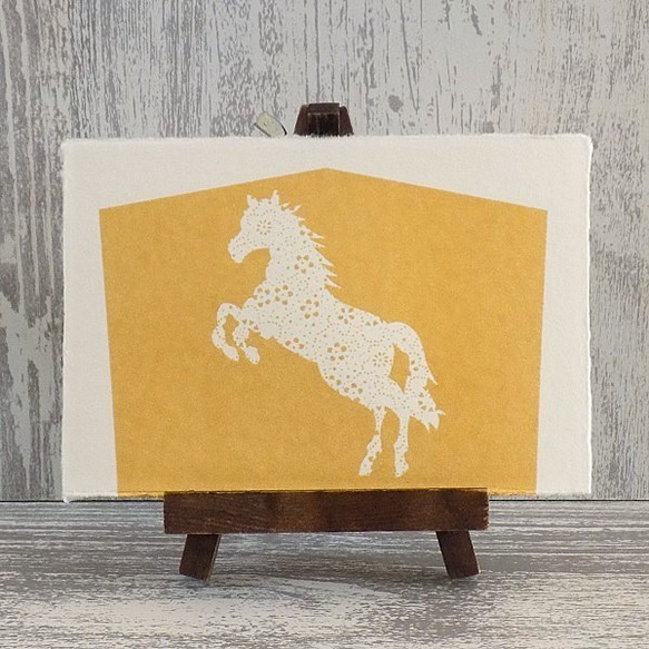 オーダー　202６年　干支　「午」　金泥加工　和紙製ポストカード　 1枚目の画像