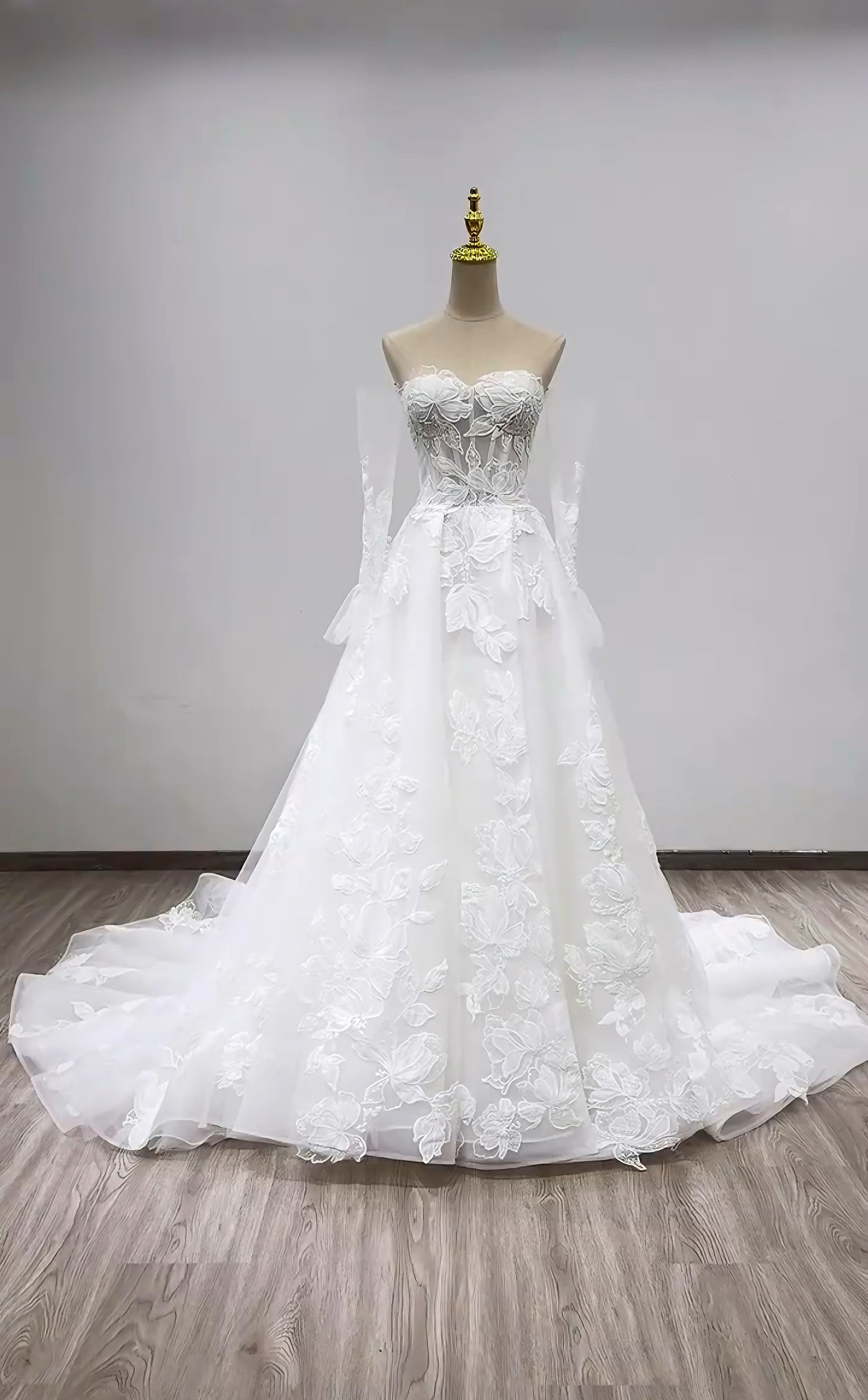 高評価続々！白　二の腕を隠せる　長袖　咲き誇る花レース　春ベストセラー　スレンダーライン　Aライン　痩せて見える　2次会