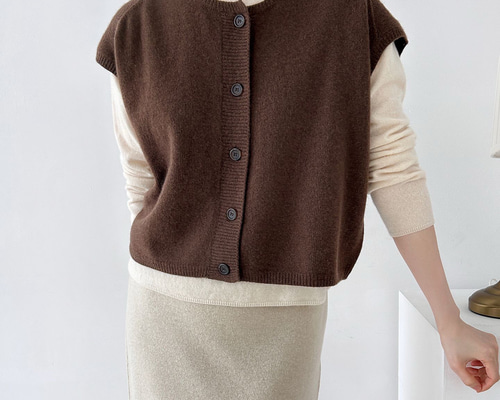 新品未使用　CLASKA ベスト　ラムウールカシミヤオープンベスト CLASKA（クラスカ）｜ラムウールワンピースベスト- ファッション