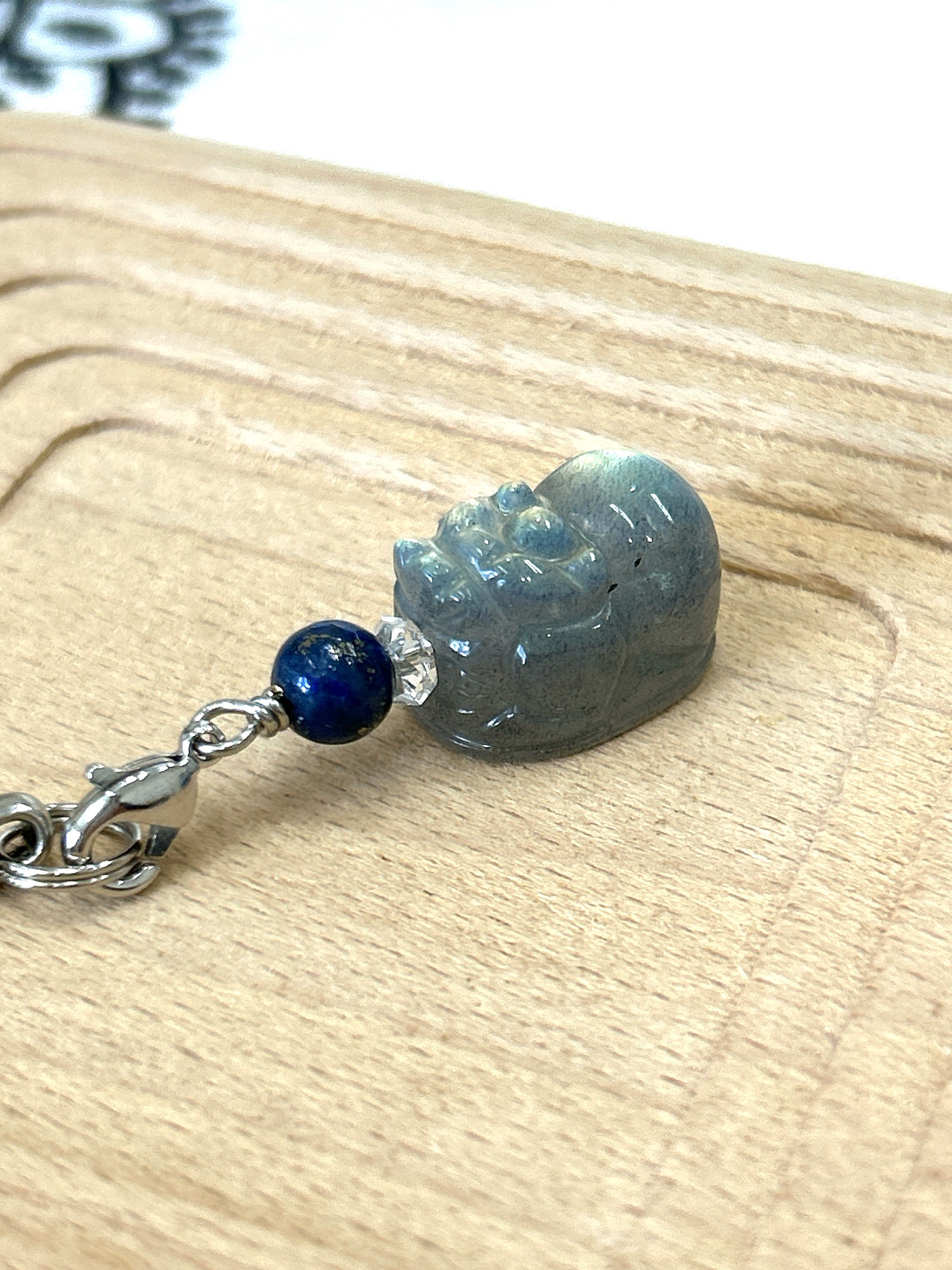 ラブラドライト貔貅✖️ラピスラズリ♪【お金を招く&自己成長♪】オリジナル♪お守りストラップ♪送料無料♪