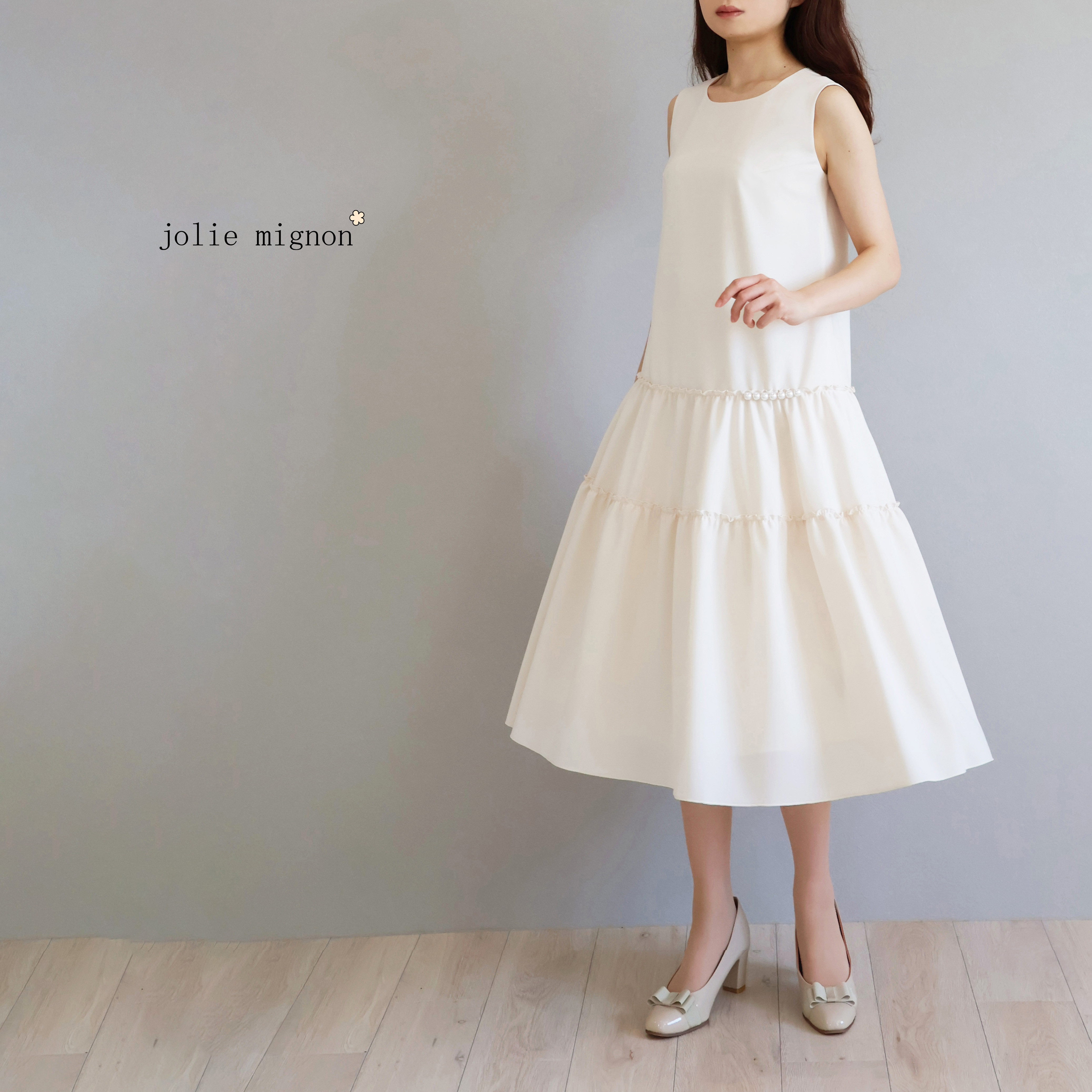 【ジャンスカとしても◎】パール付きティアード ノースリーブワンピース【パールベージュ】