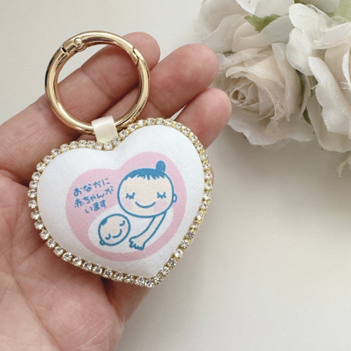 人気NO.1】【ゴールド/キラキラハート型】両面マタニティキーホルダー