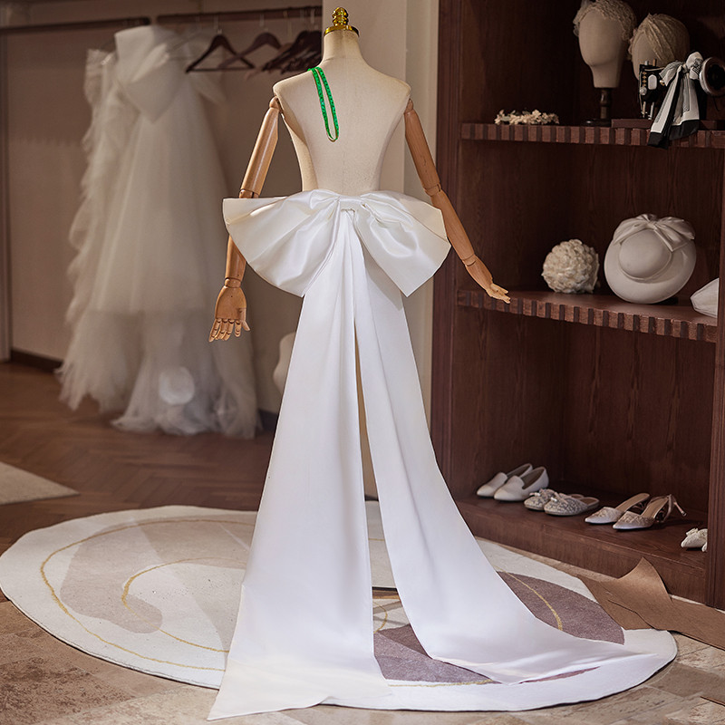 ロングトレーン 裾引き 白 リボン 大トレーン 綺麗 DIY アクセサリー ウェディングドレス DTY061