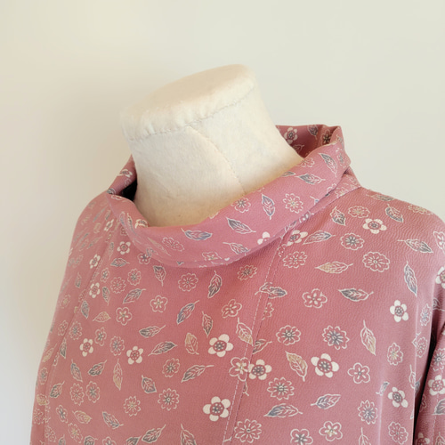 ピンク地に花柄小紋のチュニック＊着物リメイク Pink floral