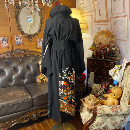 和洋折衷 黒留袖 着物 リメイク ワンピース ドレス 洗える 化繊 花唐草