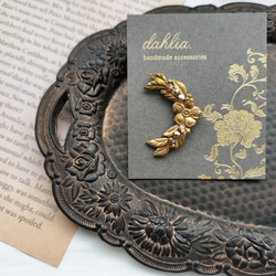 再販】真鍮製 ミニブローチ ピンバッジ スカラベ ピンバッチ dahlia