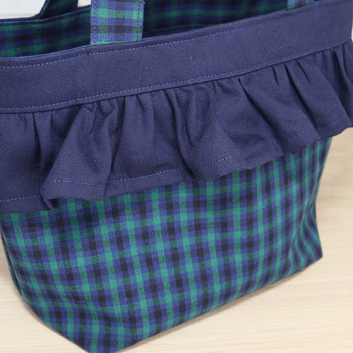 フリル付き ファミリア風 緑チェック タータンチェック マチあり