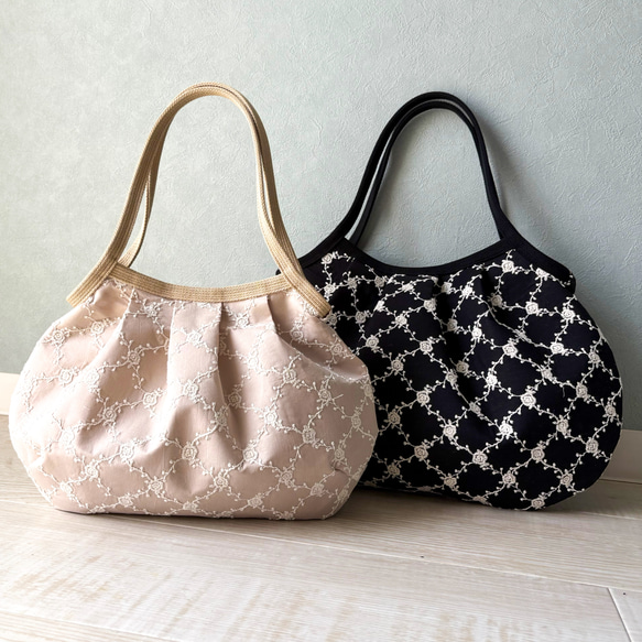 コロンと可愛いショルダーグラニーバッグ 薔薇のバイアスチェック刺繍