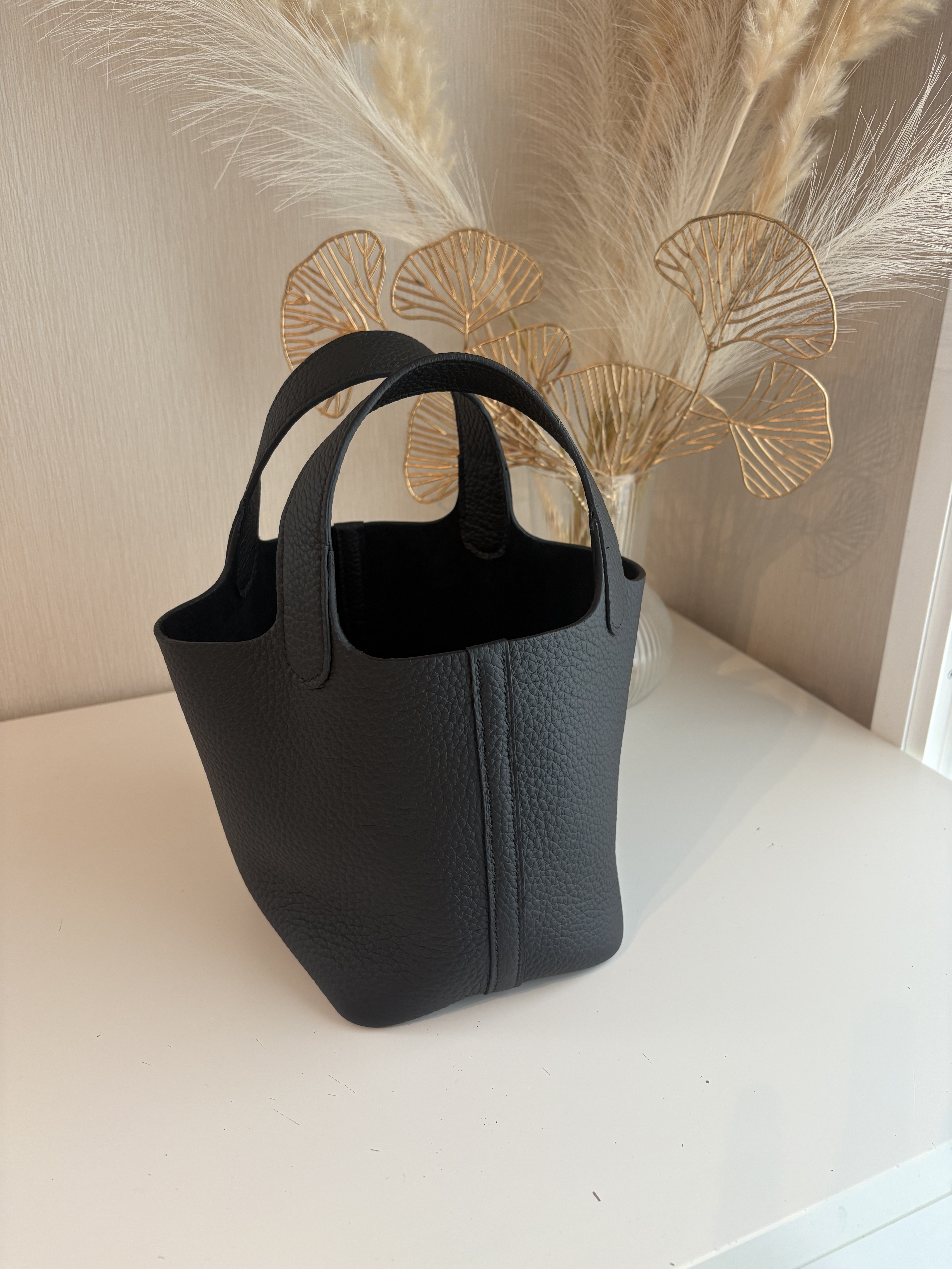 【一点在庫あり】バケツ型バッグ｜上質シュリンクレザー｜通勤・お出かけに◎  革バッグ｜フランス産レザー　送料無料