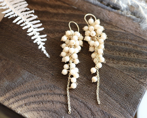 天然石B♡レア♡ホワイトアイアゲートのクリスマスピアス14kgf 天然石B