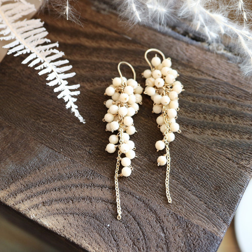 のんたん14kgf天然石Leafcarvingトリプレットピアス のんたん様専用