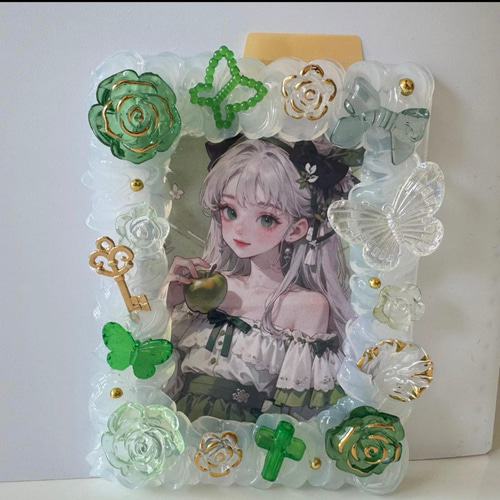 トレカケース ホイップデコ 赤 青 緑 紫 おしゃれ フォトフレーム